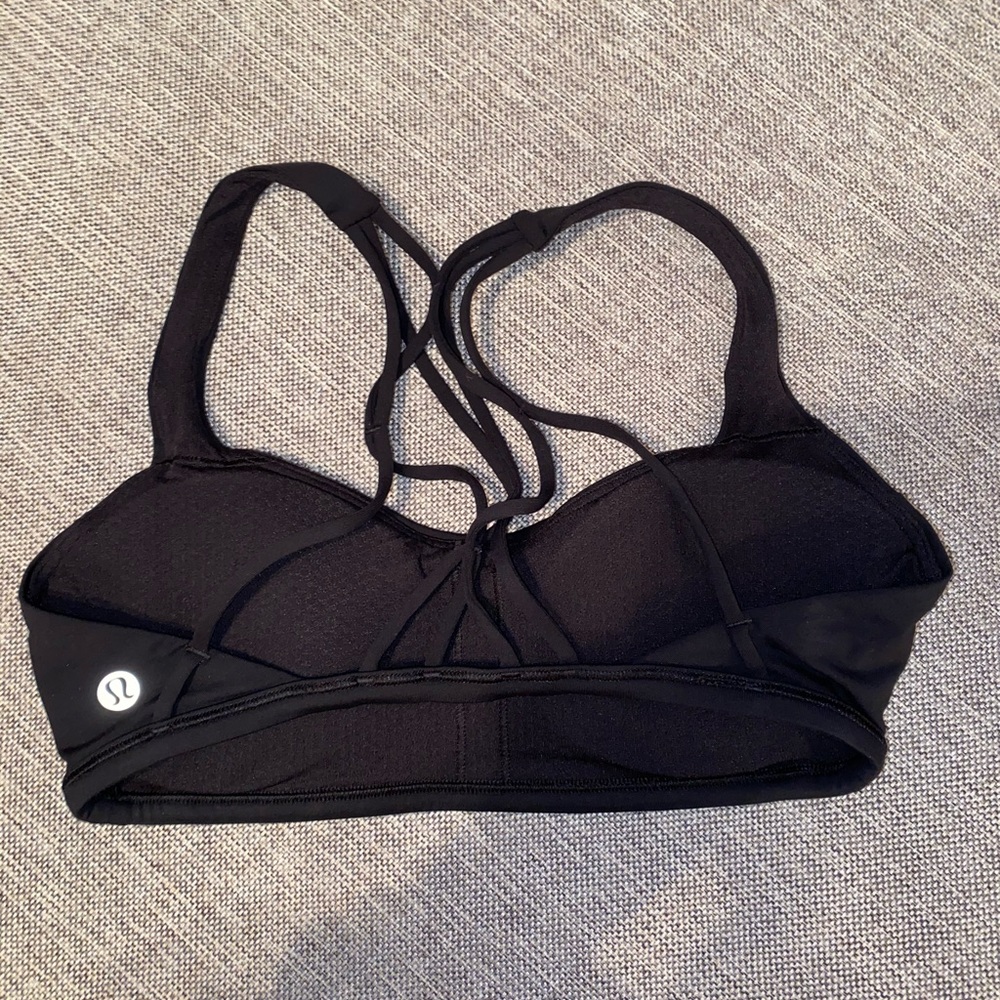 Lululemon Free to be zen bra DISCONTINUED